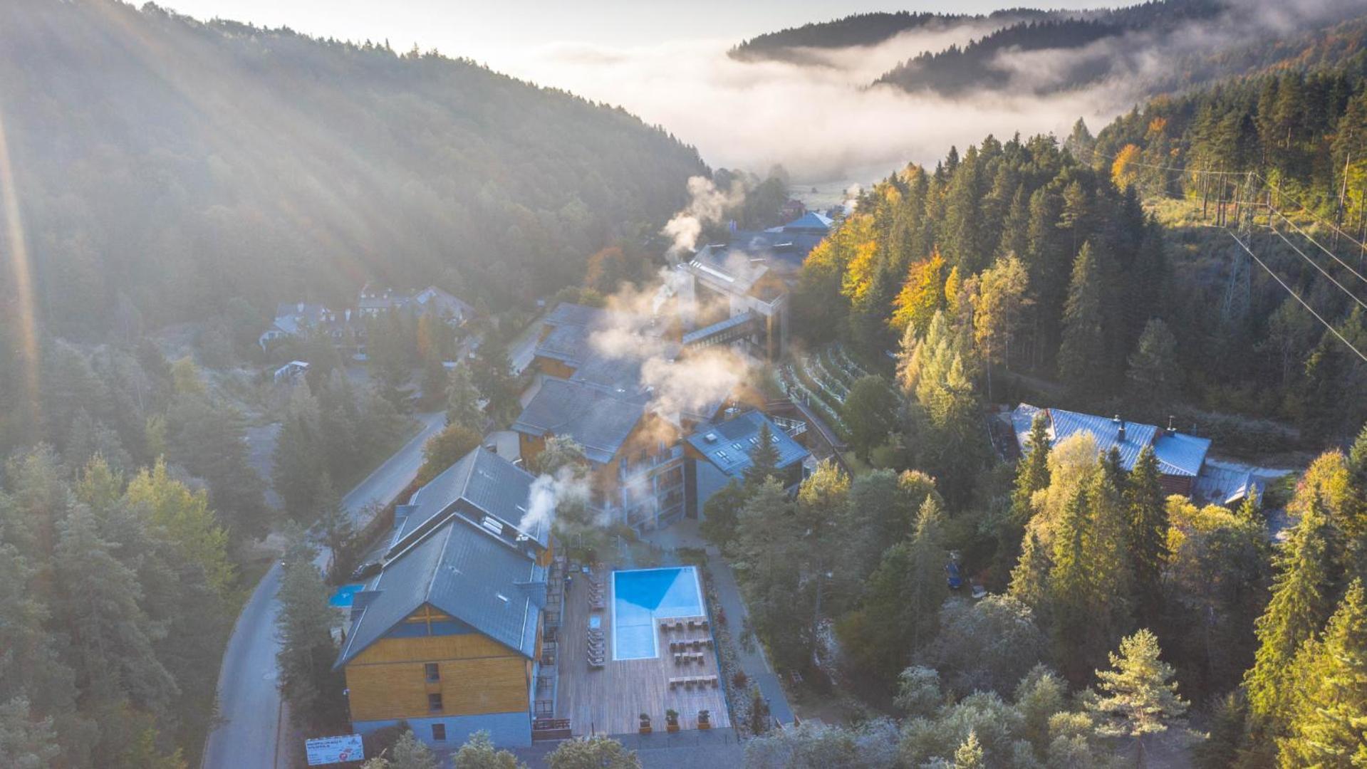 Hotel Czarny Potok Resort Spa & Conference Krynica Zdroj Buitenkant foto